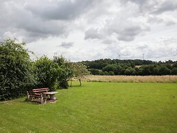 Apartment in Mtsrz With Garden