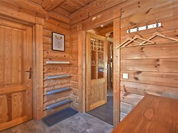 Holiday Home With hot tub
