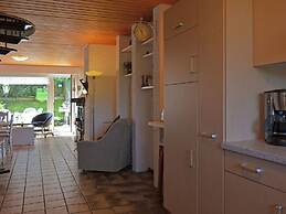 Cozy House with Terrace & Fireplace near Winterberg