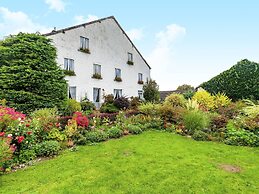 Modern Holiday Home in Bastogne With Garden