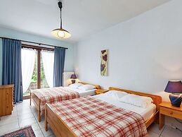 Holiday Home in Bastogne With Garden