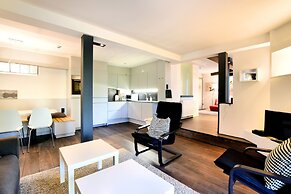 Chic Mansion in Robertville