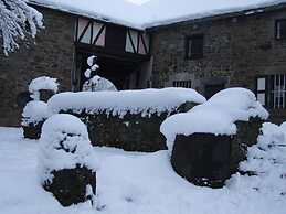 Chic Mansion in Robertville