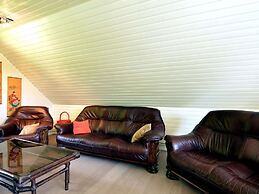 Inviting Chalet in the Woods in Ovifat