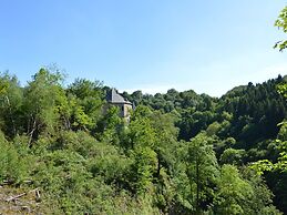 Inviting Chalet in the Woods in Ovifat