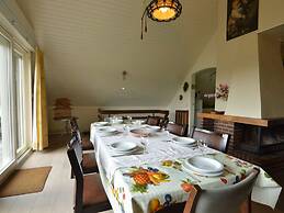 Inviting Chalet in the Woods in Ovifat