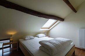 Cozy Bedrooms Cottage, Soumoy