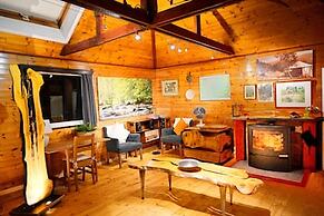Vintage Chalet in Sougné-Remouchamps near Forest