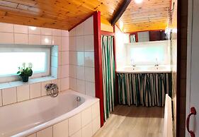 Vintage Chalet in Sougné-Remouchamps near Forest