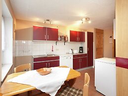 Quaint Holiday Home in Güntersberge near Lake