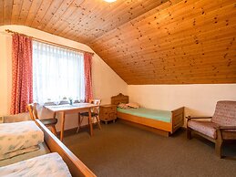 Delightful Holiday Home in Unterammergau