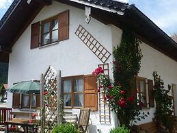 Delightful Holiday Home in Unterammergau
