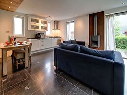 Cosy Holiday Home With Garden