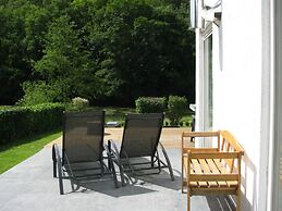 Cosy Holiday Home With Garden