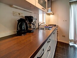 Cosy Holiday Home With Garden