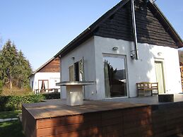 Cosy Holiday Home With Garden