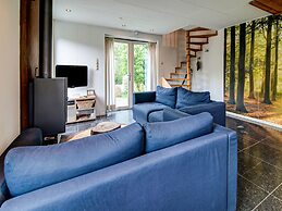 Cosy Holiday Home With Garden