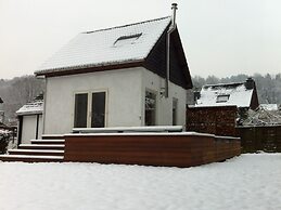 Cosy Holiday Home With Garden