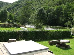 Cosy Holiday Home With Garden