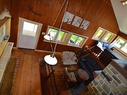 Welcoming Cottage in Hatrival With Terrace