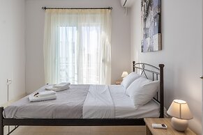 Comfy Central Square Gem with Terrace