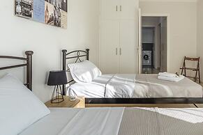 Comfy Central Square Gem with Terrace