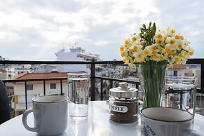 Comfy Central Square Gem with Terrace