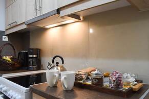 Comfy Central Square Gem with Terrace