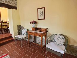 Belvilla by OYO Farmhouse With Stables, Horses