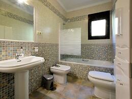 Independent Villa With Private Pool on an Estate in Sayalonga Costa de