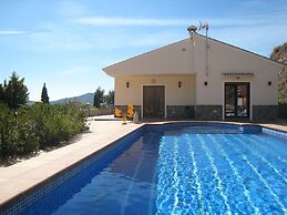 Independent Villa With Private Pool on an Estate in Sayalonga Costa de
