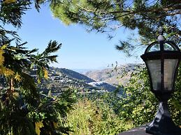 Independent Villa With Private Pool on an Estate in Sayalonga Costa de