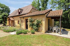 Cozy Cottage Retreat in Vezac