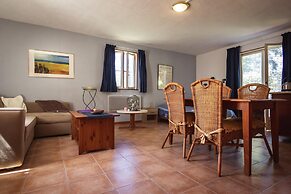 Cozy Cottage Retreat in Vezac