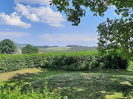 Holiday Home With Terrace in Kleinwinklarn