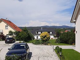 Holiday Home With Terrace in Kleinwinklarn