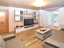 Cosy Apartment With in Pirna With Private Terrace
