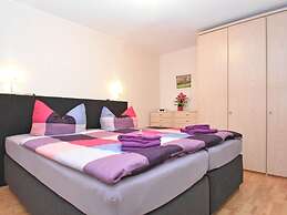 Cosy Apartment With in Pirna With Private Terrace