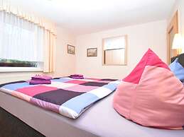 Cosy Apartment With in Pirna With Private Terrace