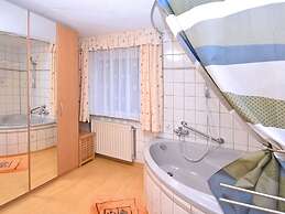 Cosy Apartment With in Pirna With Private Terrace