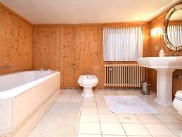 Comfortable Holiday Home in the Weser Uplands