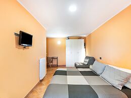 Villa in Monterotondo With Pool & Tiber Views