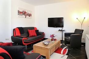 Holiday Home in Epen With Garden & BBQ