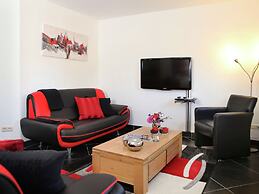 Holiday Home in Epen With Fenced Garden