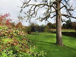 Holiday Home in Epen With Fenced Garden