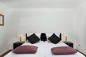 Holiday Home in Epen With Garden & BBQ