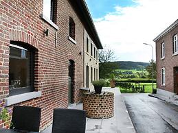 Holiday Home in Epen With Fenced Garden