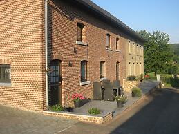 Elegant Holiday Home in Epen With Fenced Garden