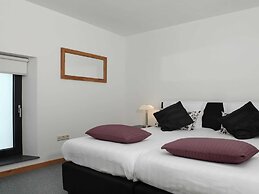 Holiday Home in Epen With Fenced Garden