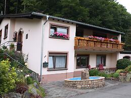 Mountain-view Apartment in Mullenborn Garden